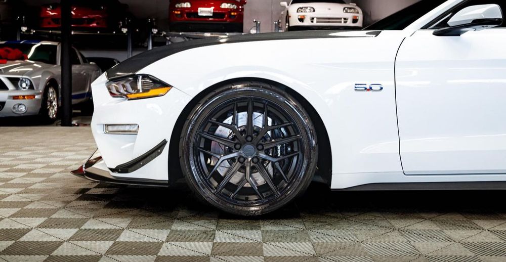 Ford Mustang  тунинг джанти R20