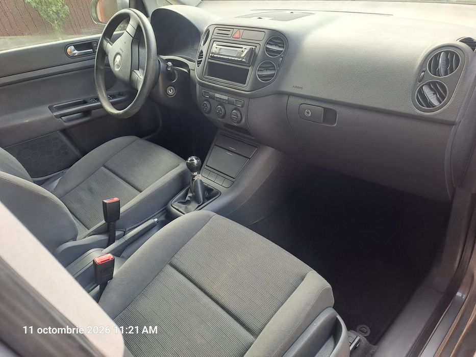 Volkswagen golf 5 plus