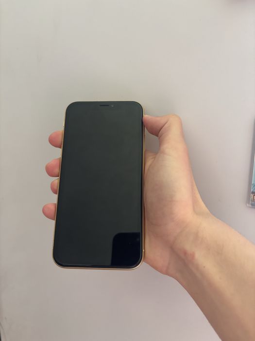 iPhone XR 64gb. Yellow