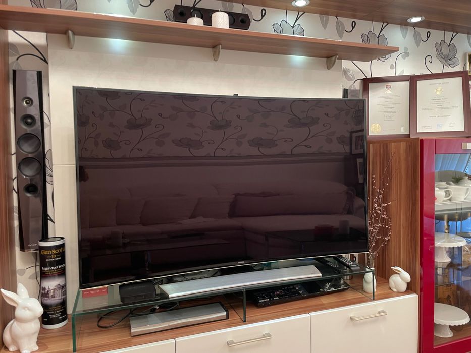 Samsung 55” 3D 4K UHD Smart TV (Curved Screen)
