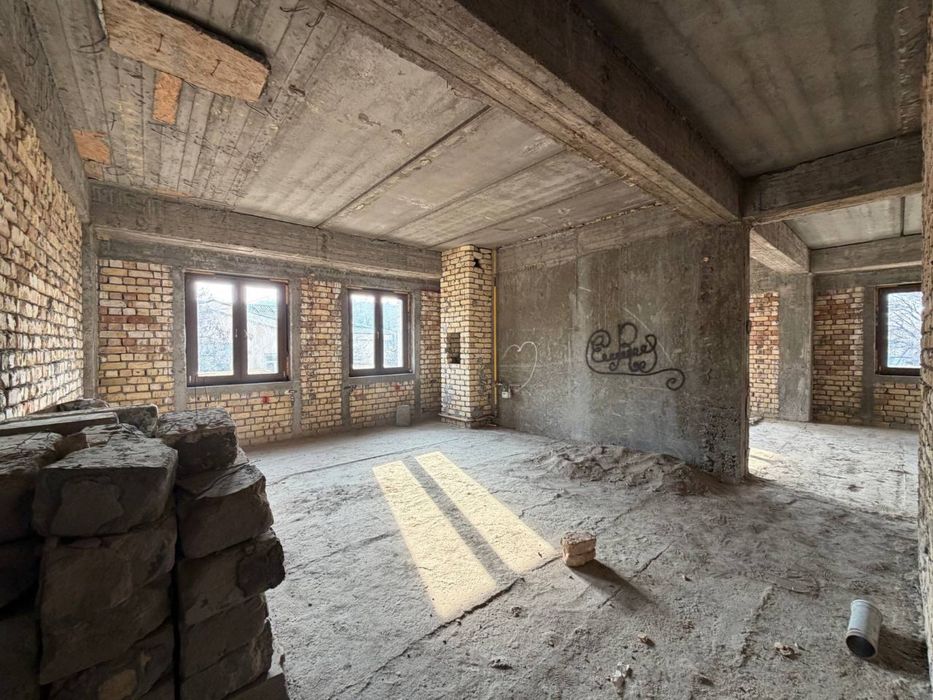 Новостройка ЖК Sayram 2-3 комнатная 2 этаж, 86м2.Коробка.Есть Кадастр