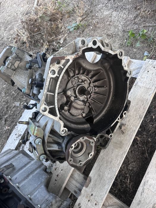 Скоростна кутия Сеат леон 1.6 16V