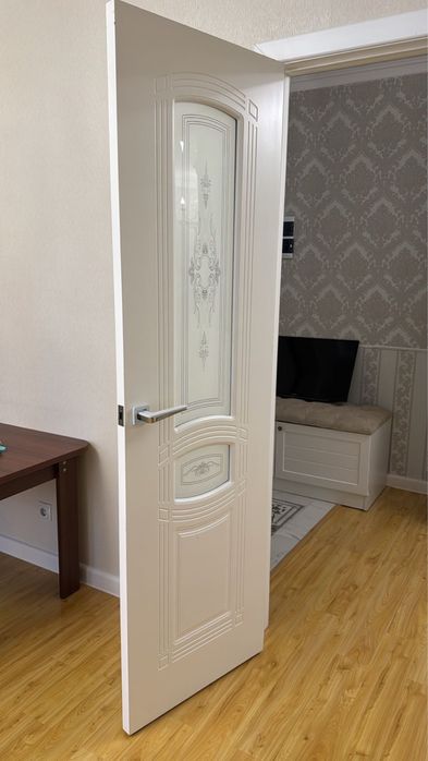 Продам двери межкомнатные