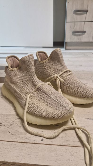 Adidas Yeezy Boost 350 V2