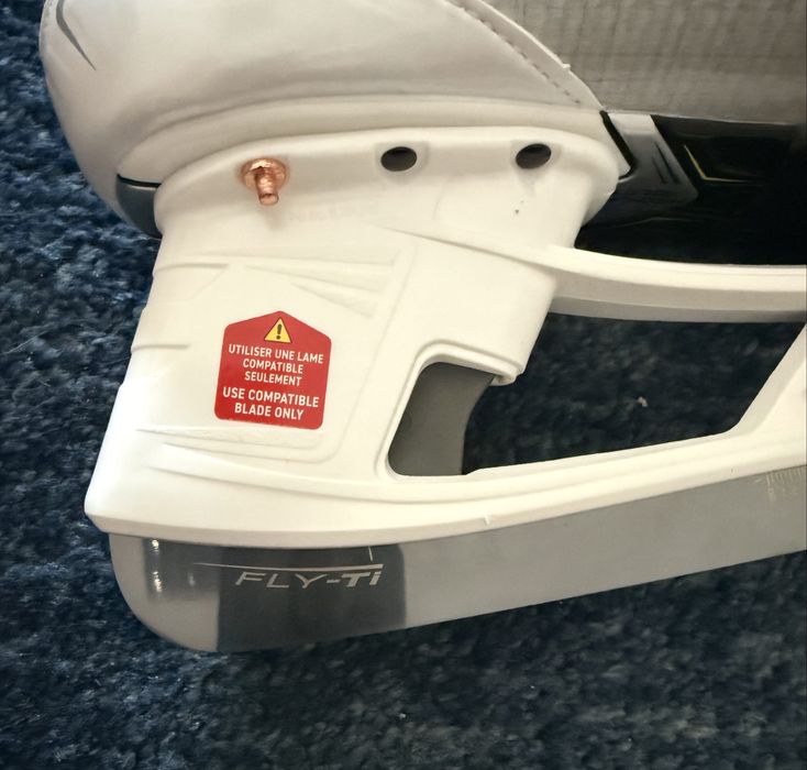 Patine Bauer Vapor Hyperlite 2 Senior 10 fit 3