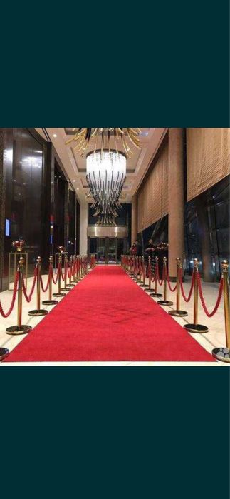 Аренда и продажа ковровых дорожек стойки ограждения лист сцены