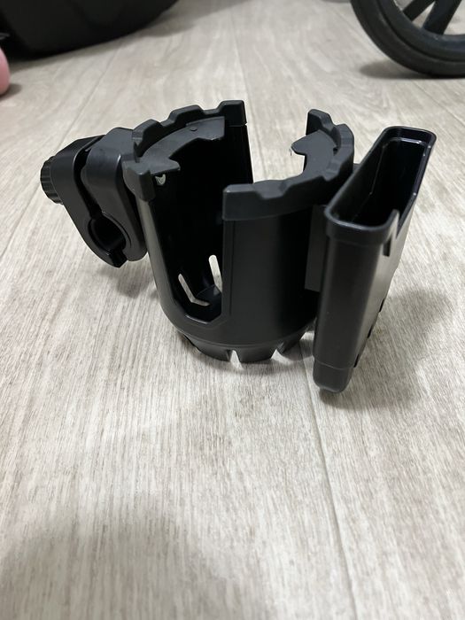 Продам коляску 3 в 1