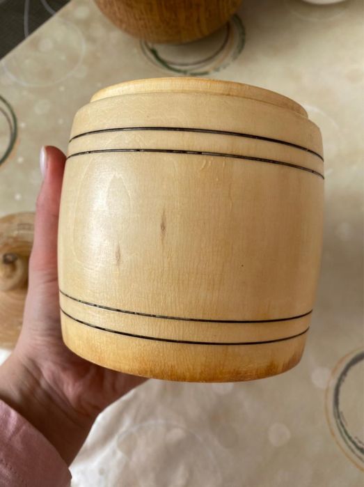 Банка для меда из наст дерева