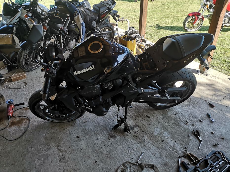 Kawasaki Z750 2012 на части