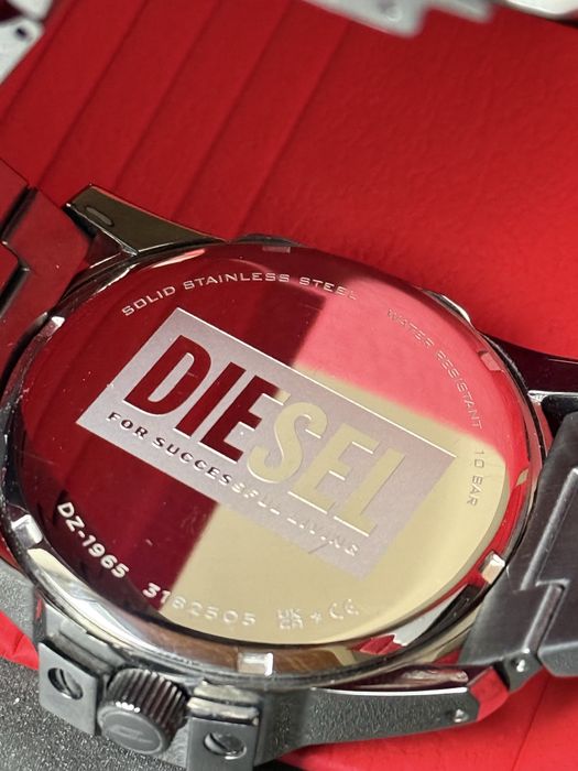 Diesel Master Chief DZ1965 – оригинален мъжки часовник с кутия