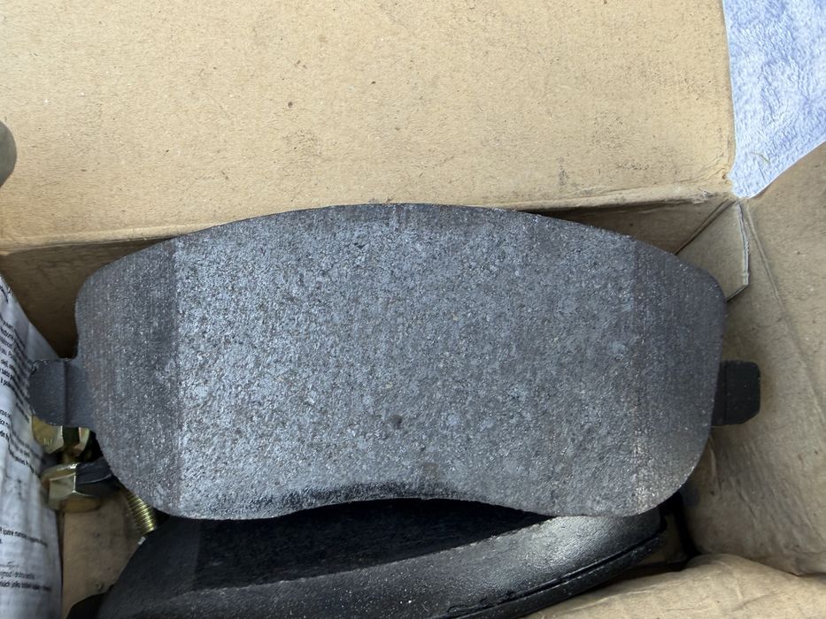 Нови предни накладки ROADHOUSE Citroen C8 Peugeot 807 Fiat Ulysse Lancia Phedra 2879.12