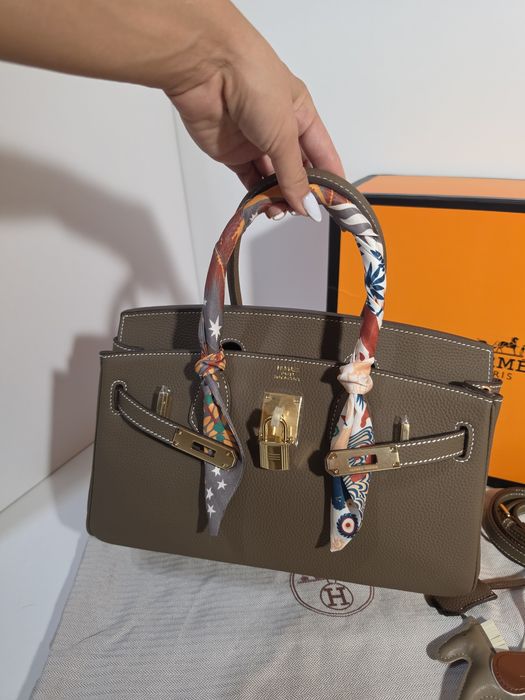 Налична чанта Hermes Birkin