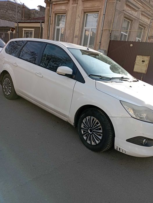 FORD Focus 2010 — imagine 4