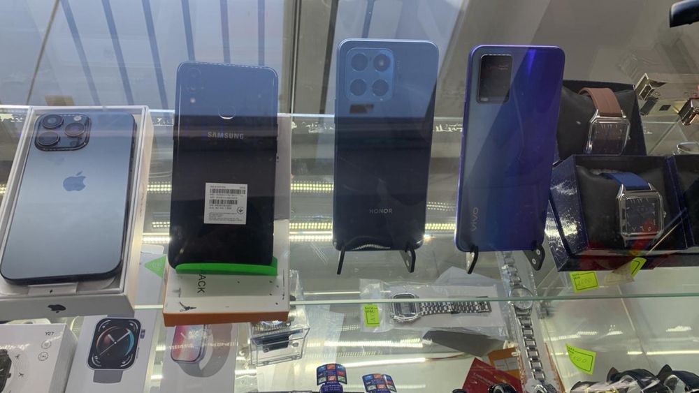 Продам телефоны