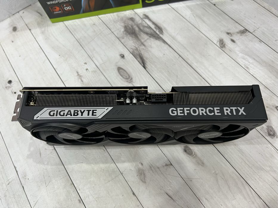 RTX 5070Ti 16Gb Gigabyte Windforce OC