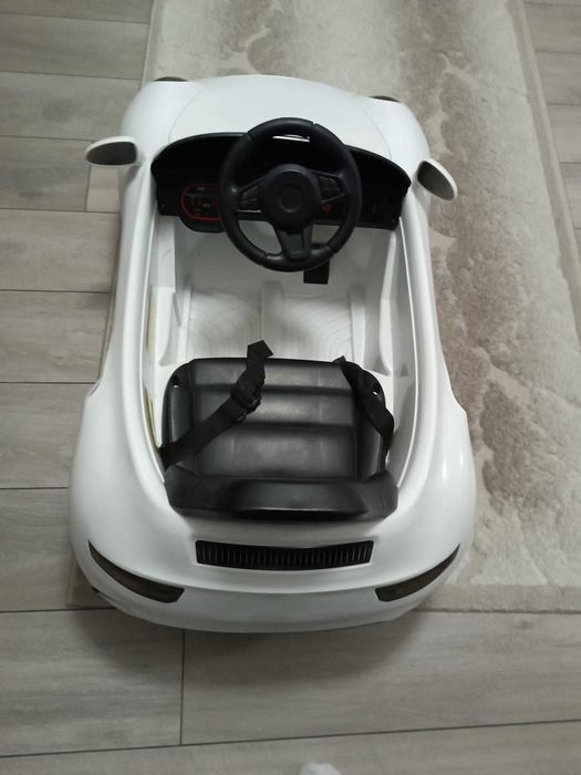 Masinuta Electrica pentru copii Porsche, telecomanda, melodi,lumini