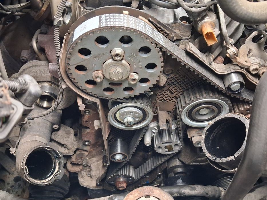 Vând vw t5 2,0tdi Transporter 9  locuri