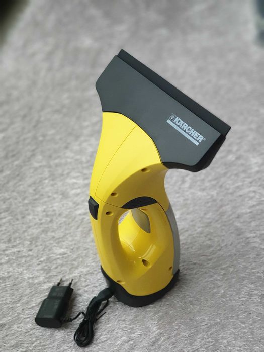 Aspirator de geamuri Karcher WV2 Curatenie geamuri cabina dus spatii vitrate