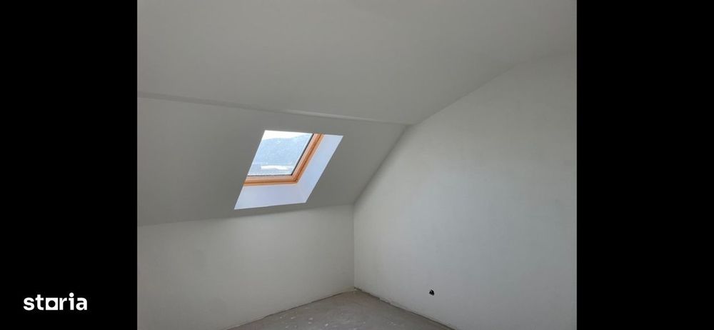 Apartament 3 Camere 78 Mp Zona Cetatii Floresti Parcare