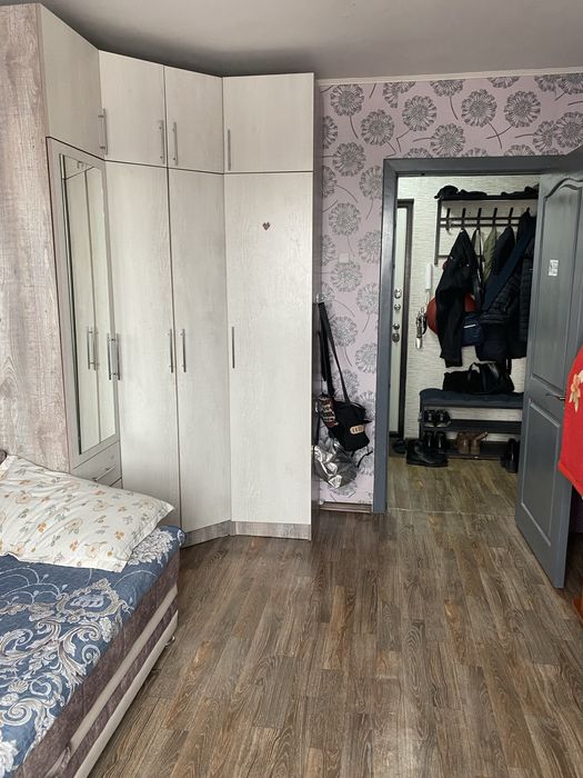 Продаю 2,комн квартиру