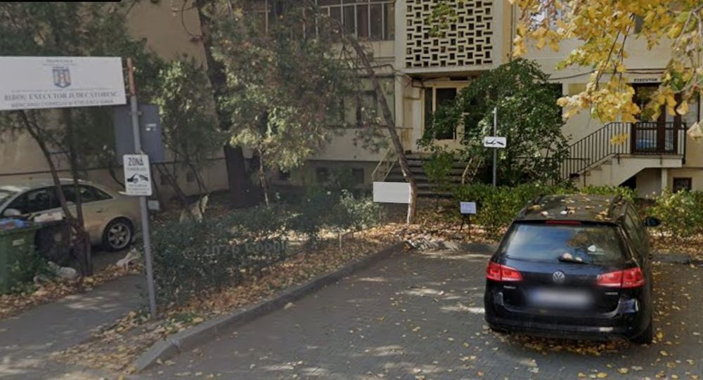 3 camere Garaj accesibil usor ,boxa, central