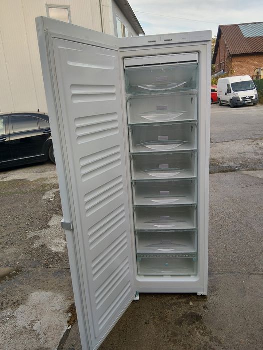 XXL огромен фризер Миеле Miele No Frost с 8 чекмеджета Made in Germany 2години Гаранция!