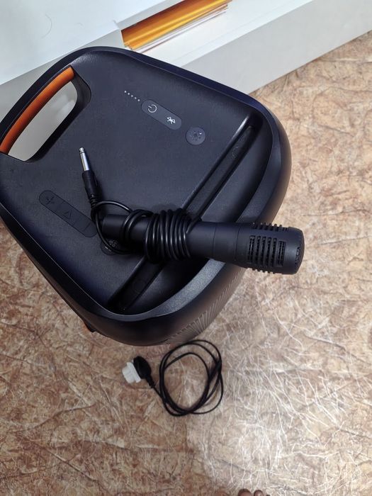 Продам или обмен Колонка JBL