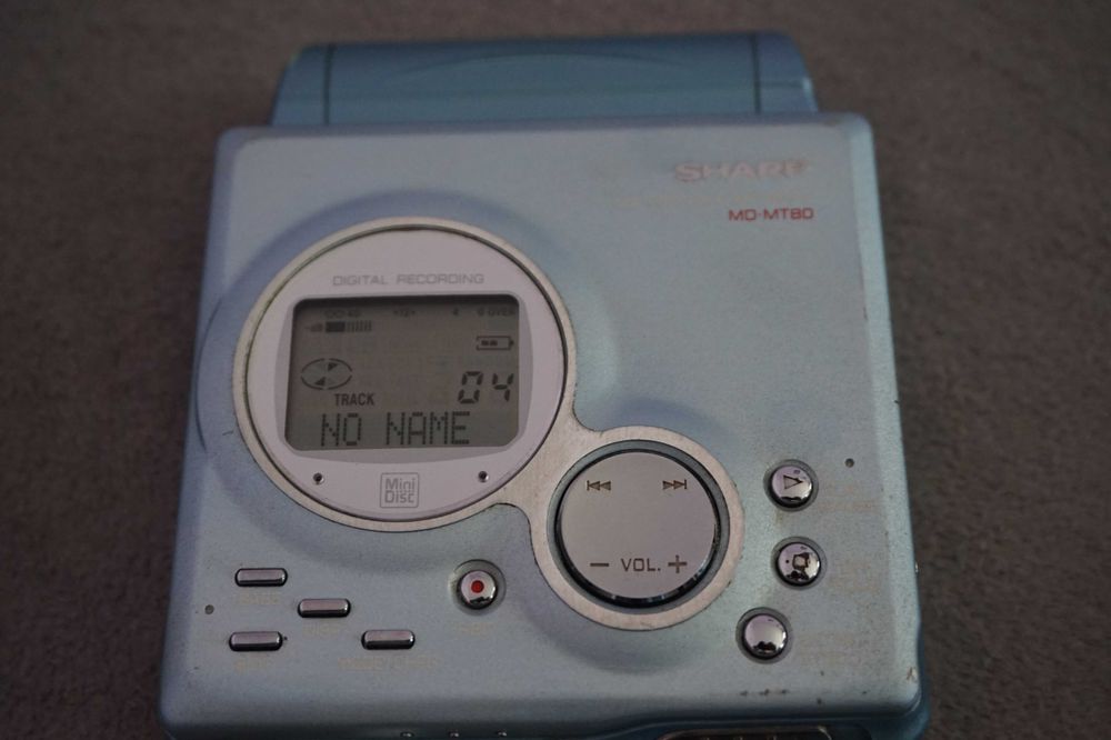 minidisc portabil Sharp MD-MT80 partial functionale