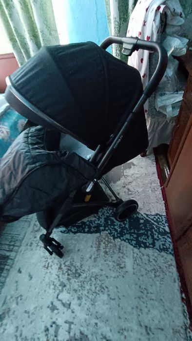 Продается коляска детский новый