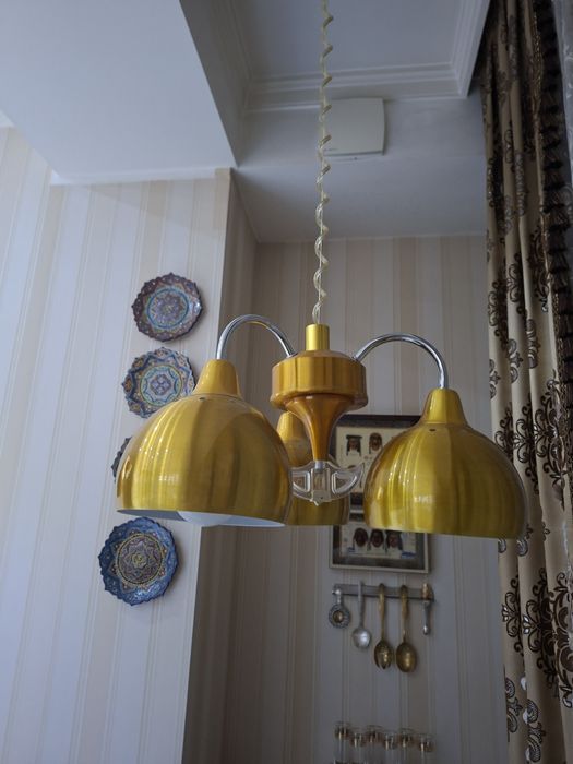 Люстра подвесная на 3 лампы