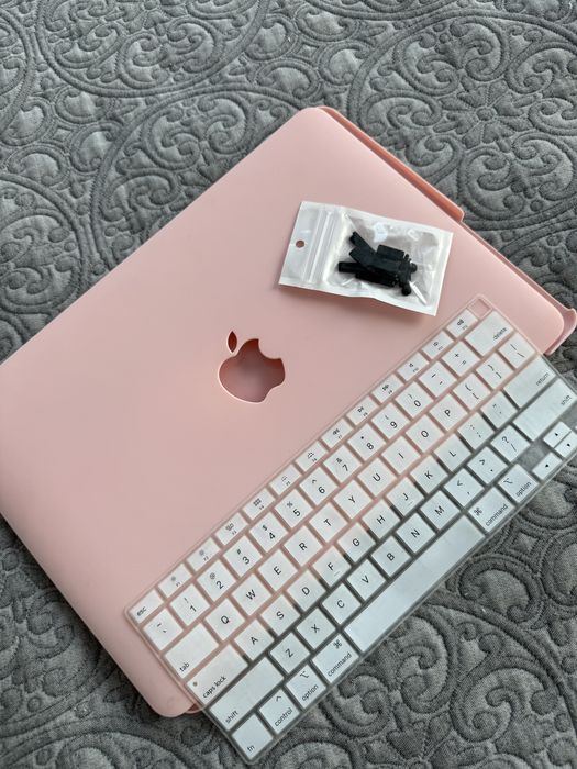 Чехол на macbook