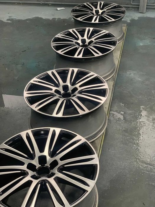 4x Seturi Roti Audi 20" Parallel 10 spite + 21" Performance Blade Bi Color Diamond Cut/Black + 20" ETA BETA Venti-R + 20" ABT 0803 Vand Schimb cu auto