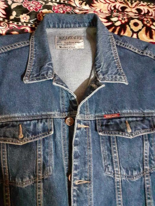 Продам джинсовую куртку