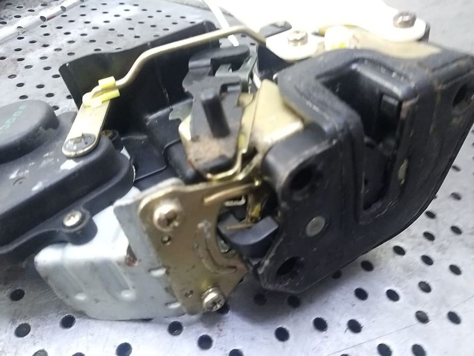 Broasca usa dreapta spate hyundai santa fe 1 sm