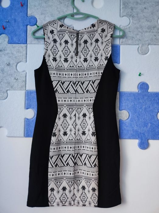 Rochie  neagra și eleganta purtată de 2 ori