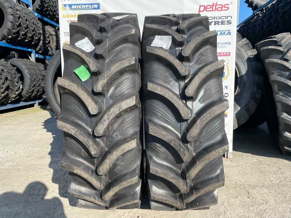 Anvelope noi pentru tractor 420/85R30 Radiale garantie 16.9-30 Same