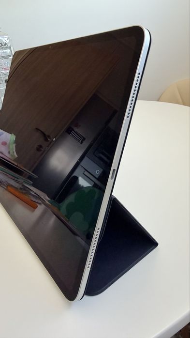 Apple iPad Pro 13 M4 256 GB + Husa Smart Folio
