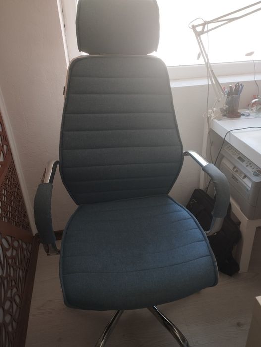 Елегантен офис стол