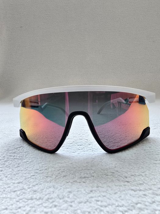 Слънчеви очила Oakley BXTR – Matte White/Black (Prizm Road)