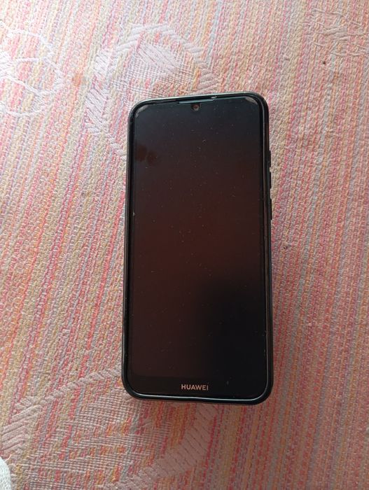 Хуавей Y6  в рабочем  состоянии.