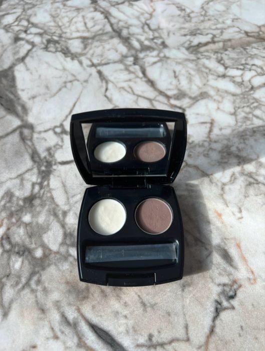 Kit de sprâncene Avon Soft Brown