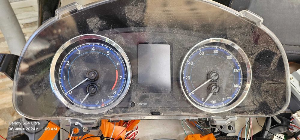 Тойота Королла  запчасти