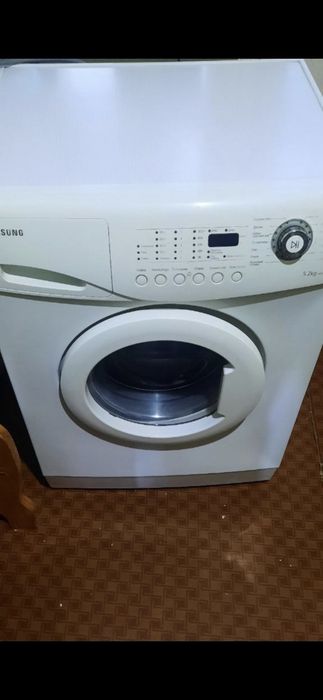 Kir yuvish mashinasi, avtomat  Samsung