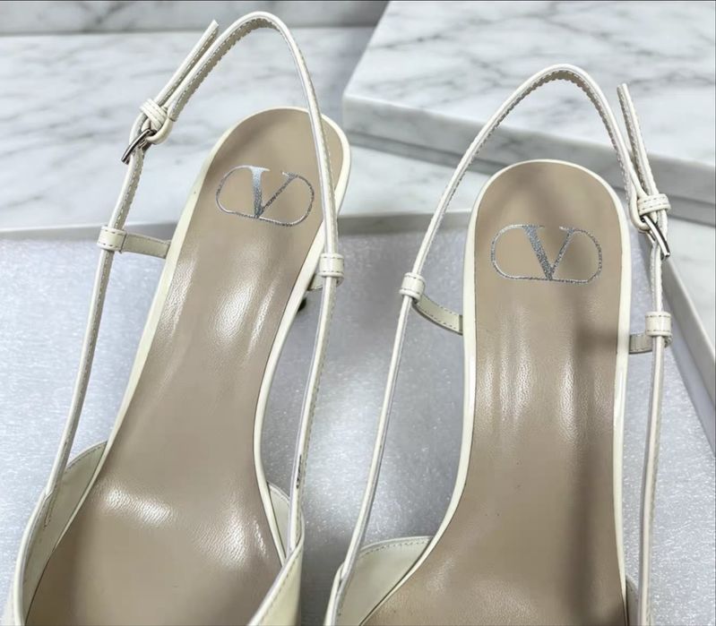 VALENTINO дамски токчета 39 номер  НАЛИЧНИ