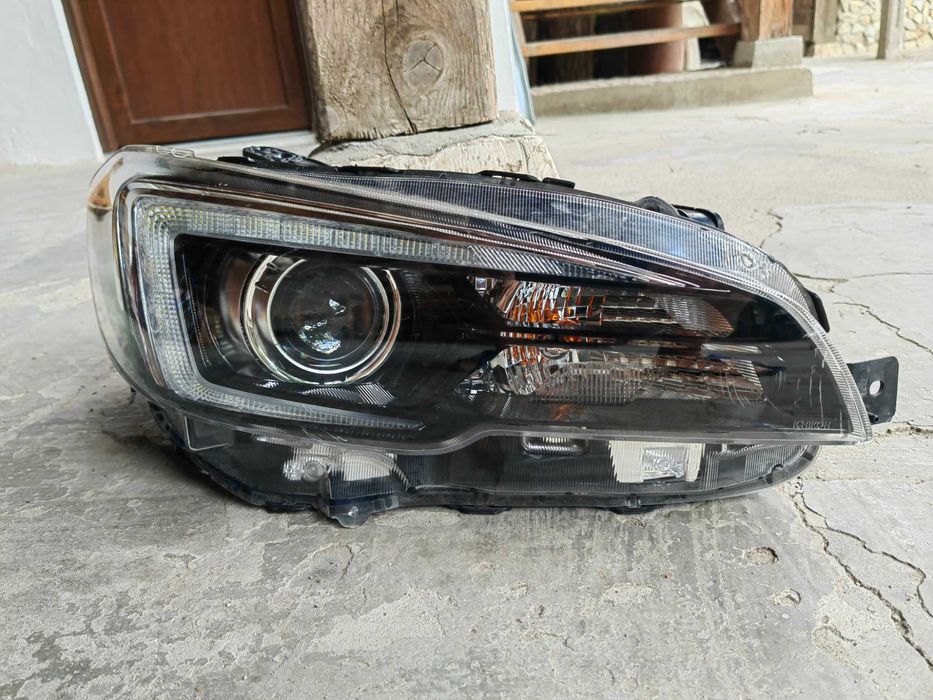 Фар Subaru Impreza WRX LED десен/ Фар Subaru Levorg черен Оригинален