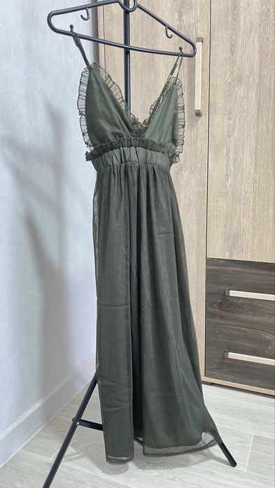 Продам вечерние платья