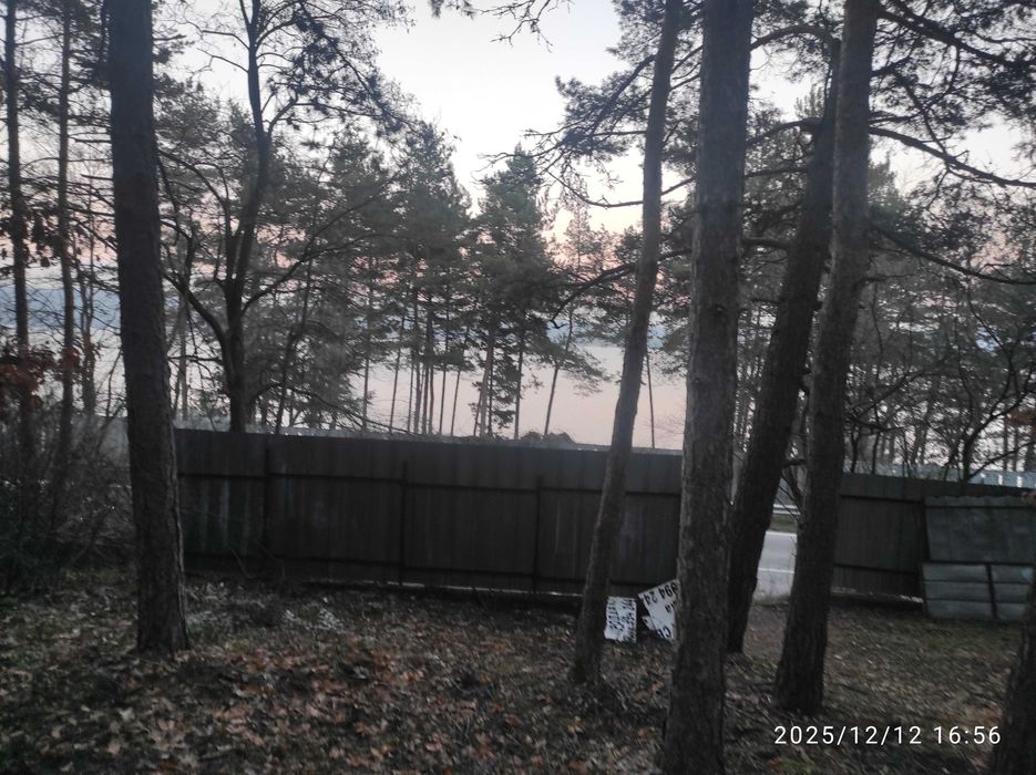 Продавам парцел на язовир Искър