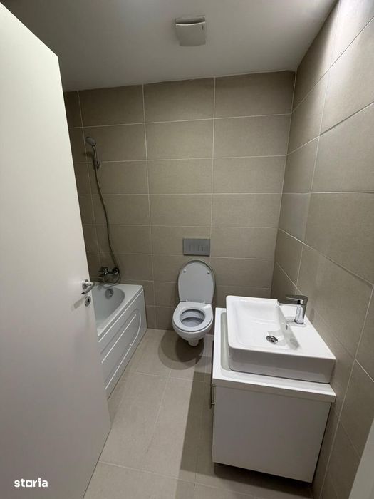 Vand apartament 3 camere Cosmopolis