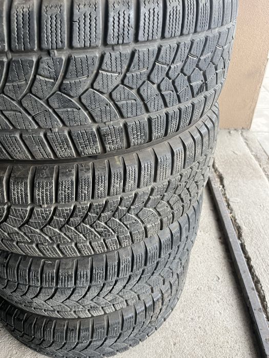 Зимни гуми 225/65/17 цената е за 4 бр