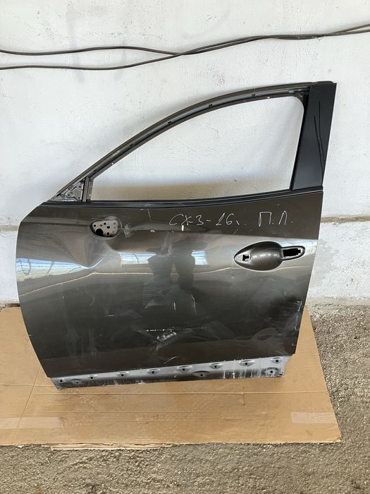 Предна лява врата за Mazda CX3 Мазда ЦХ3  2015г-